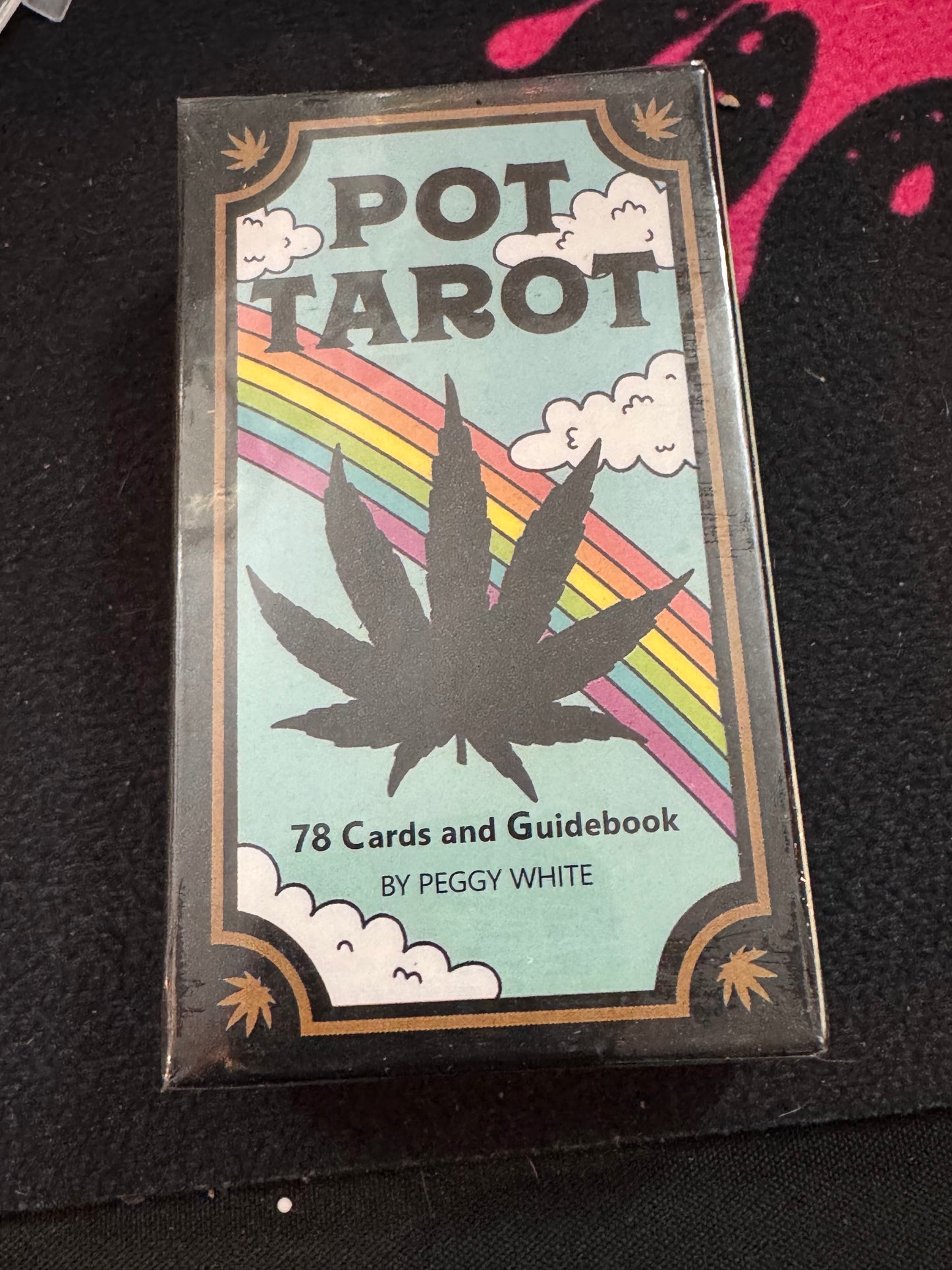 Pot Tarot – 78 Card Tarot Deck & Guidebook