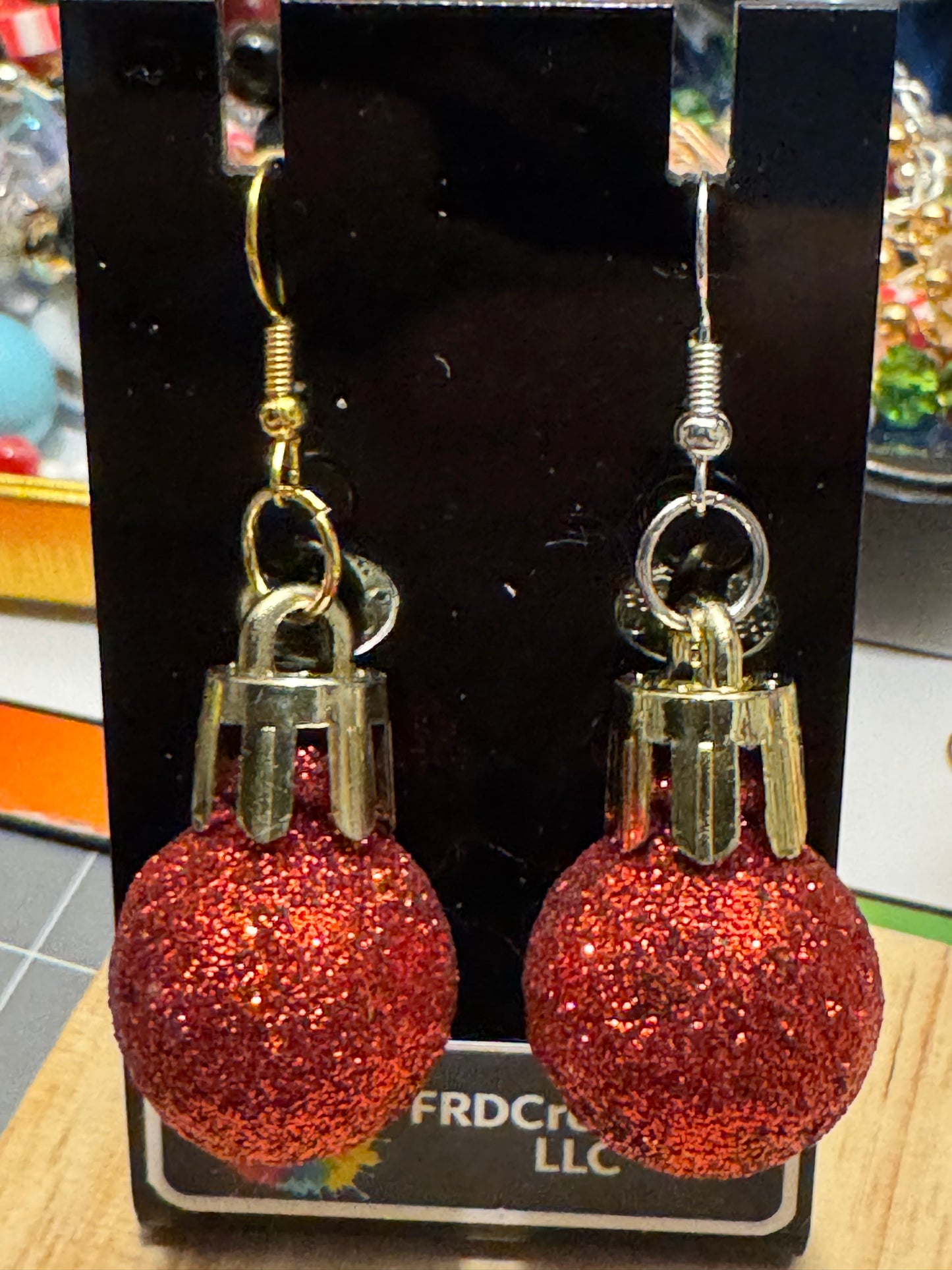 Red glitter ornament earrings 
