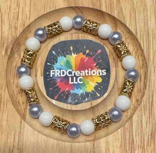 Handmade Elegant Acrylic Pearl & Gold Accent Elastic Bracelet