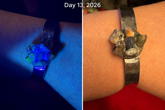 Volcano Agate hammered bracelet 